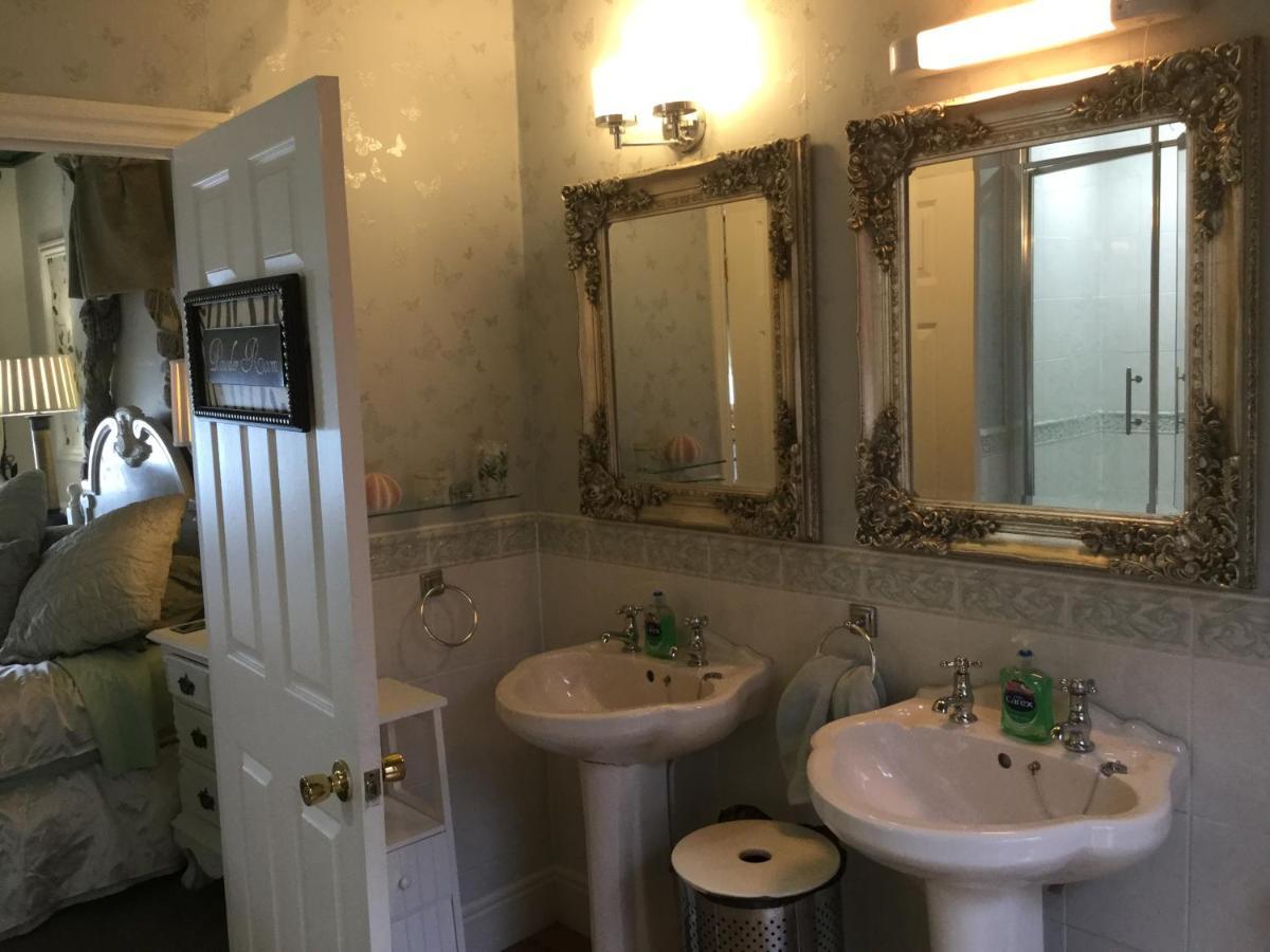 The Suites At Ty Anne Beaumaris Bagian luar foto